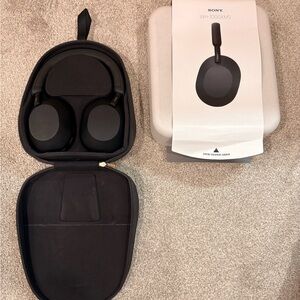 Sony WH-1000XM5 Wireless Headphones